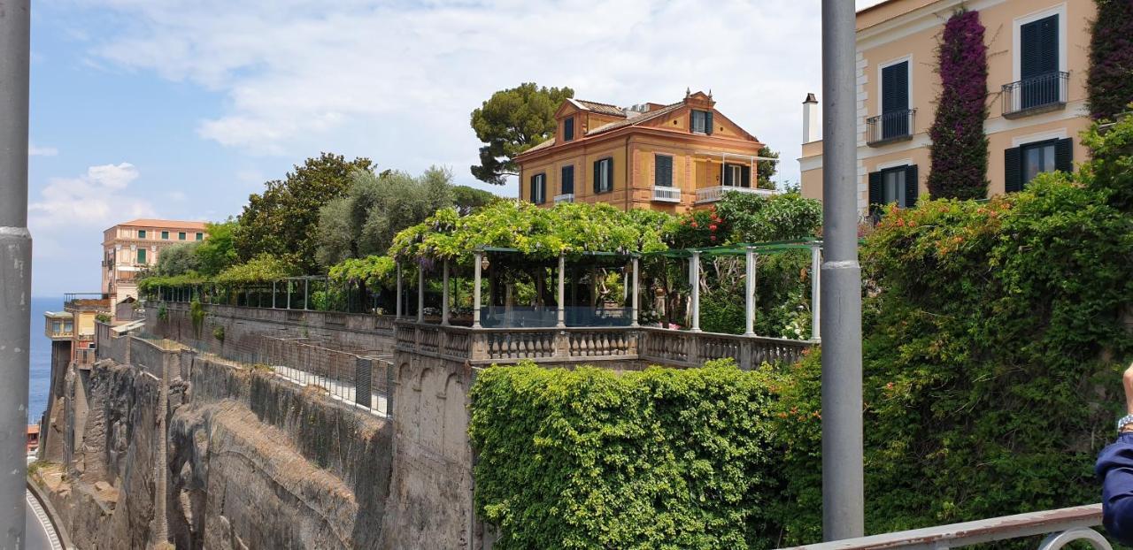 Grimaldi Guest Appartement